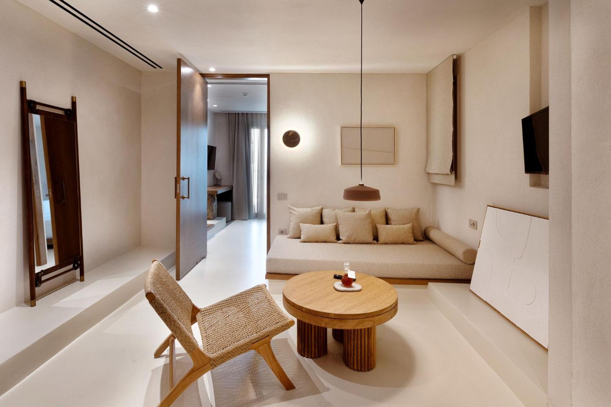 Yfes Hotell Kíthnos Exteriör bild
