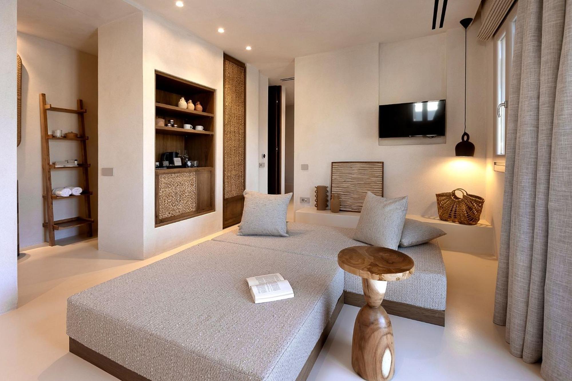 Yfes Hotell Kíthnos Exteriör bild