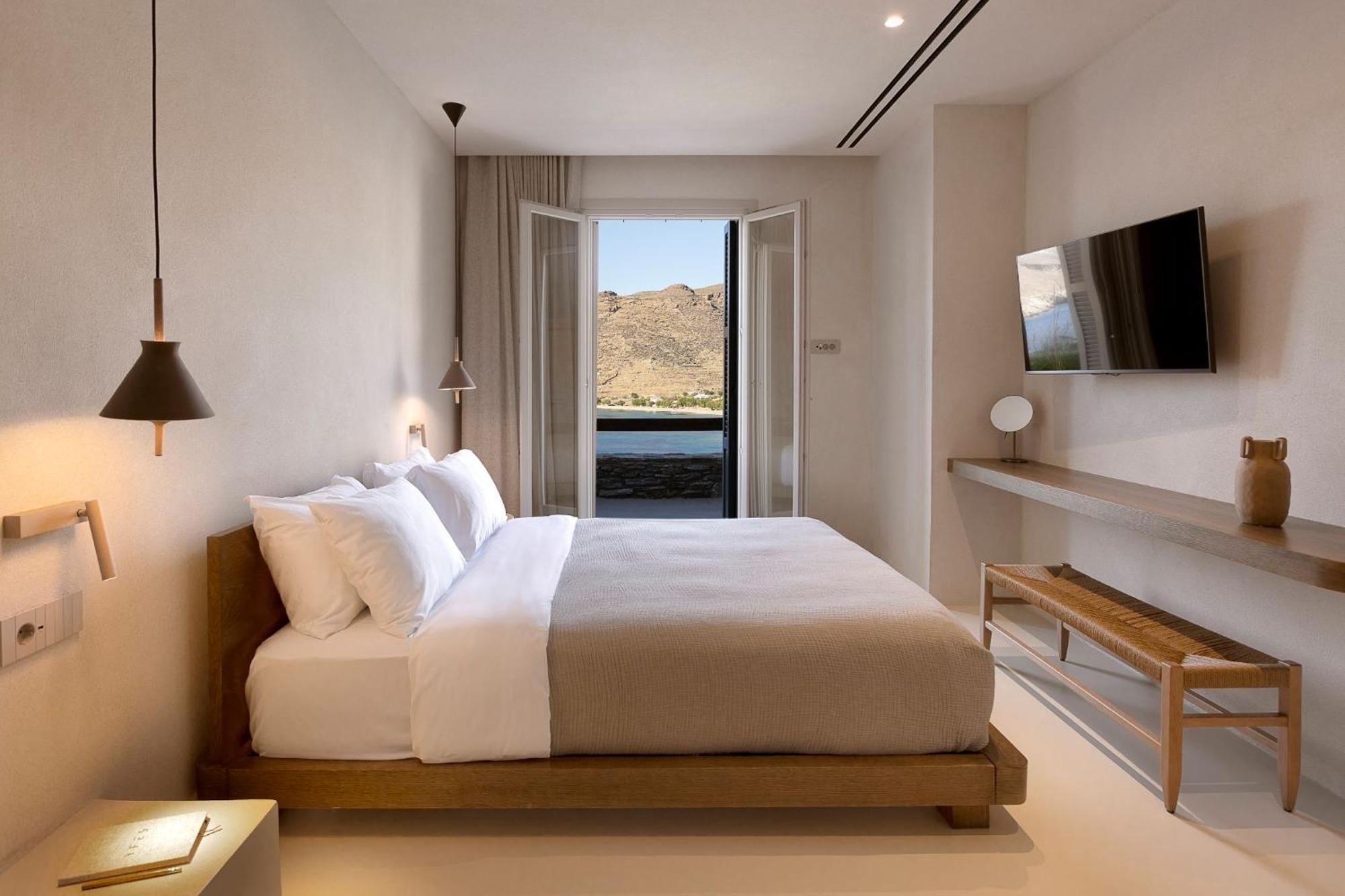 Yfes Hotell Kíthnos Exteriör bild