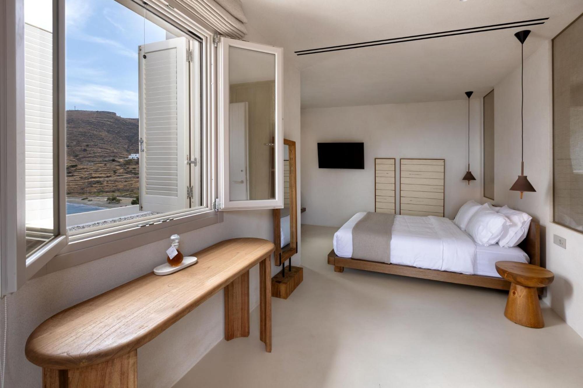 Yfes Hotell Kíthnos Exteriör bild