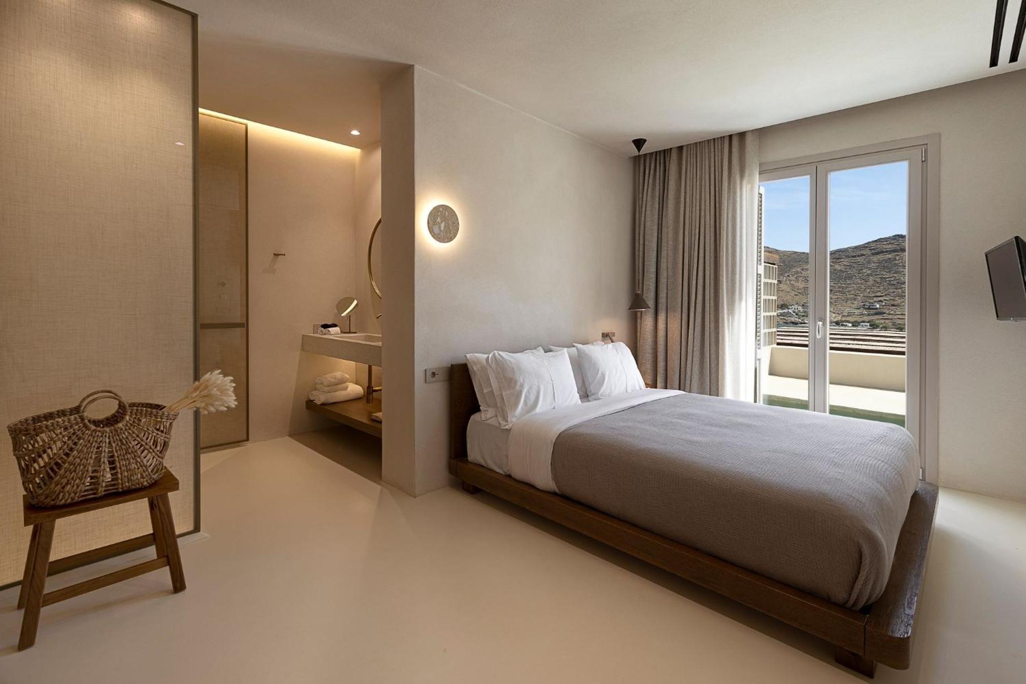Yfes Hotell Kíthnos Exteriör bild