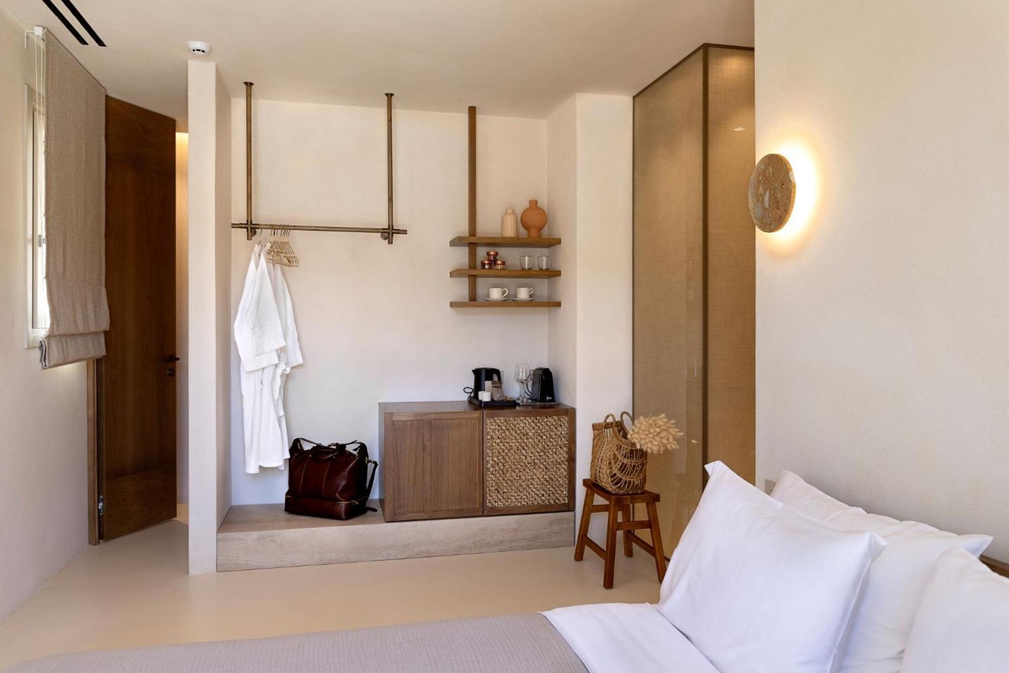 Yfes Hotell Kíthnos Exteriör bild